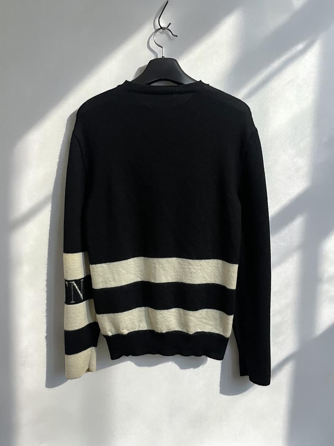 발렌티노 암 로고 니트 상품이미지5