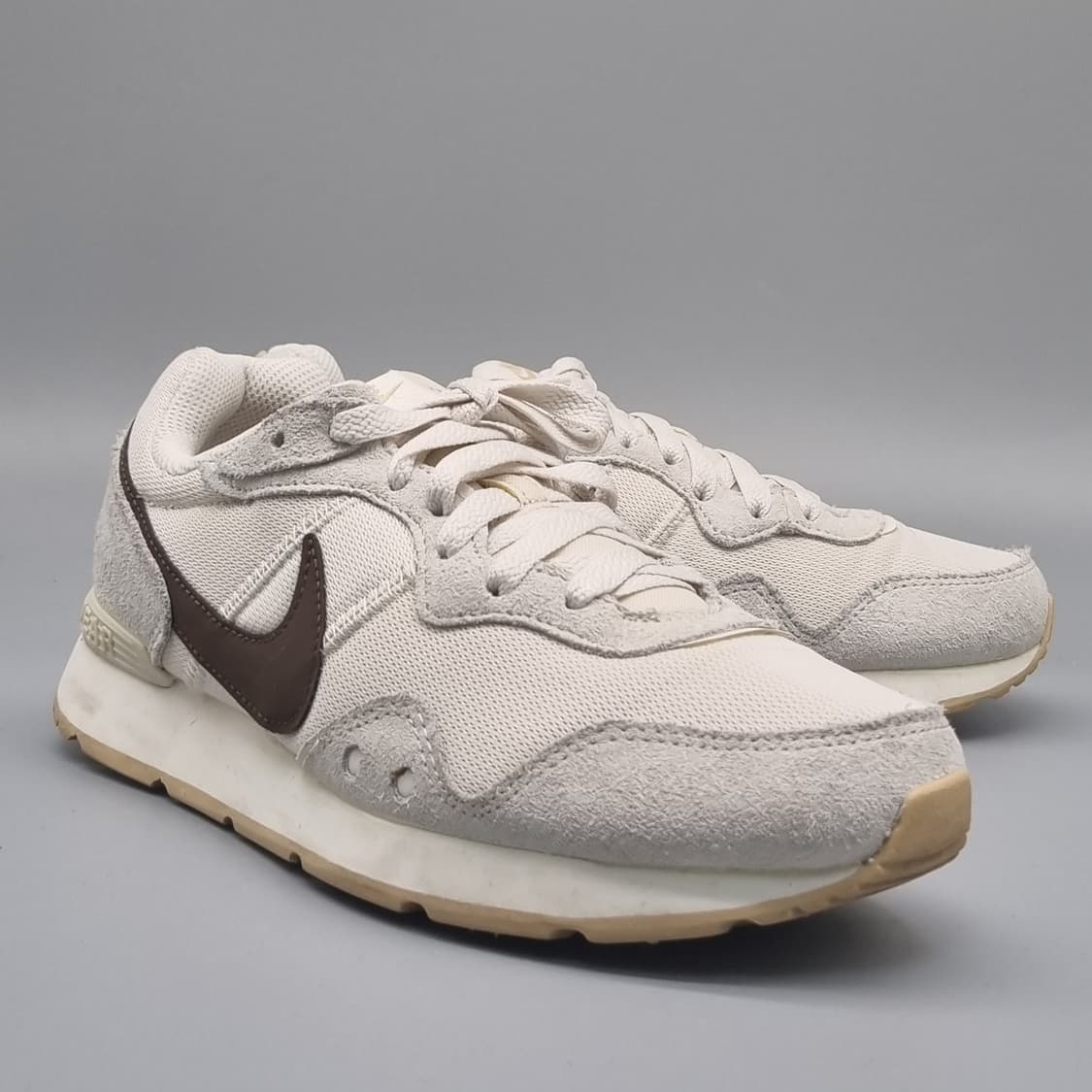 나이키 벤처러너 여성운동화240 상품이미지1