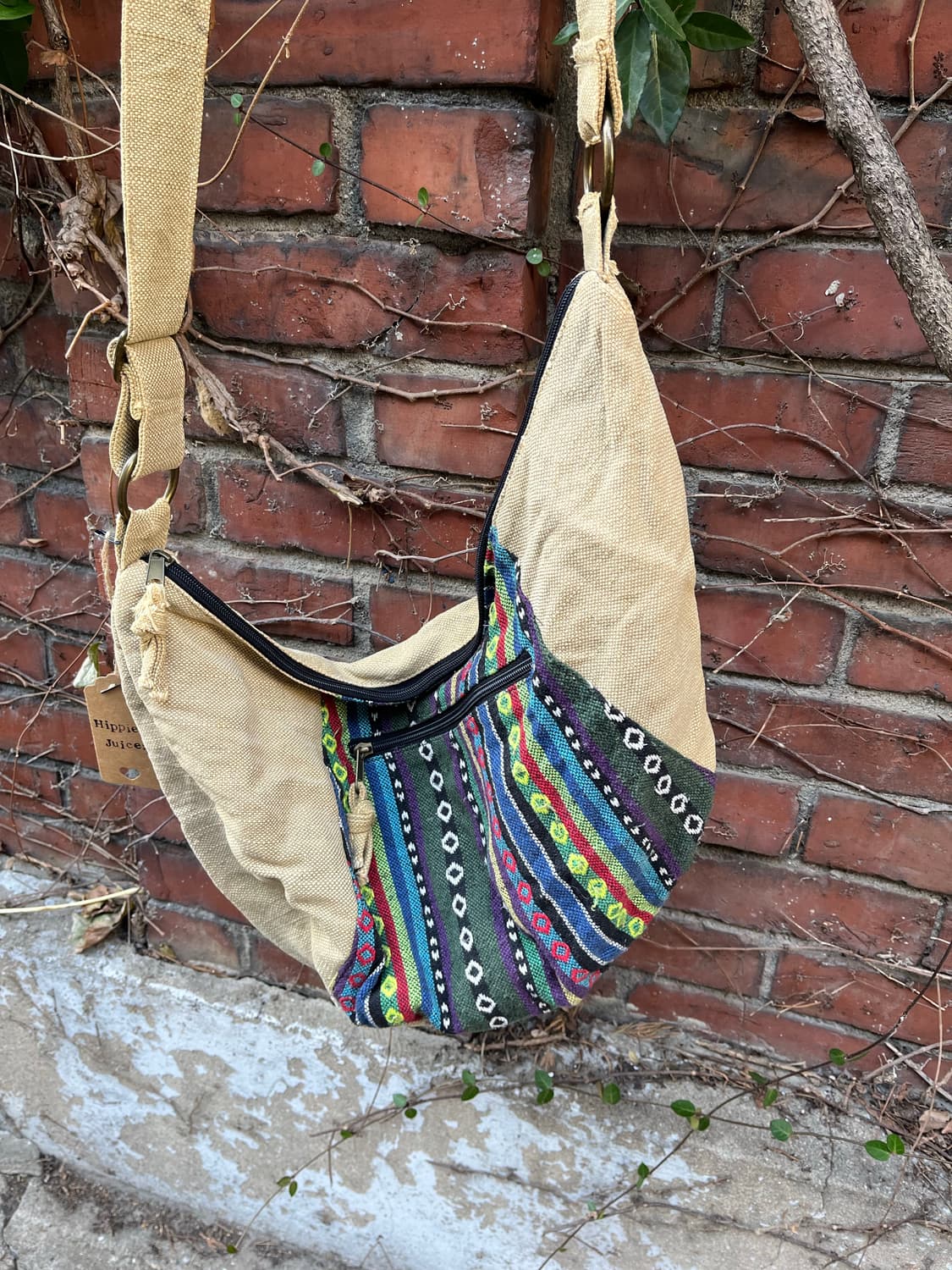 베이지 히피자수 크로스백 상품이미지3