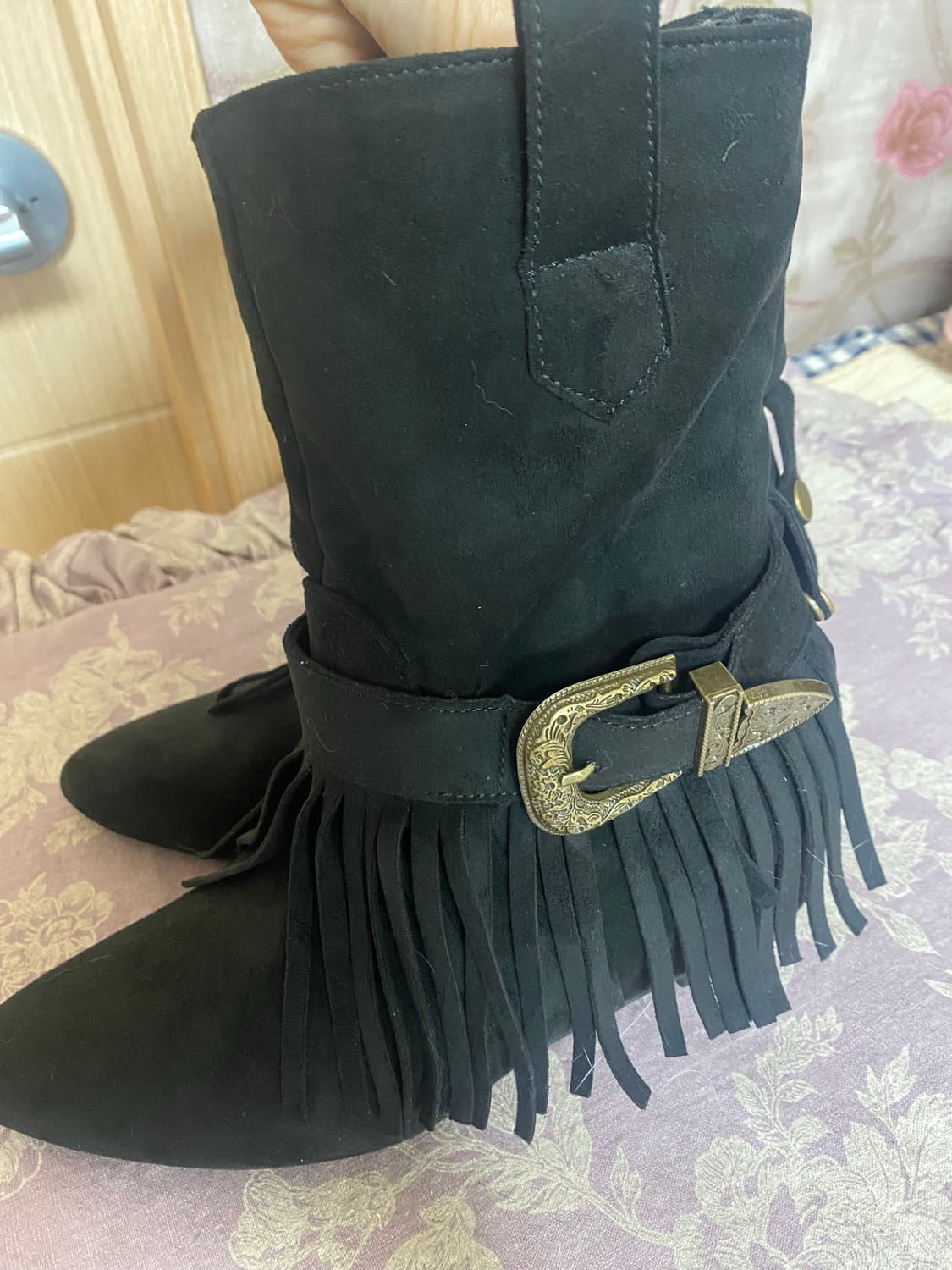 블랙 스웨이드 테슬 부츠 240(새상품) 상품이미지2