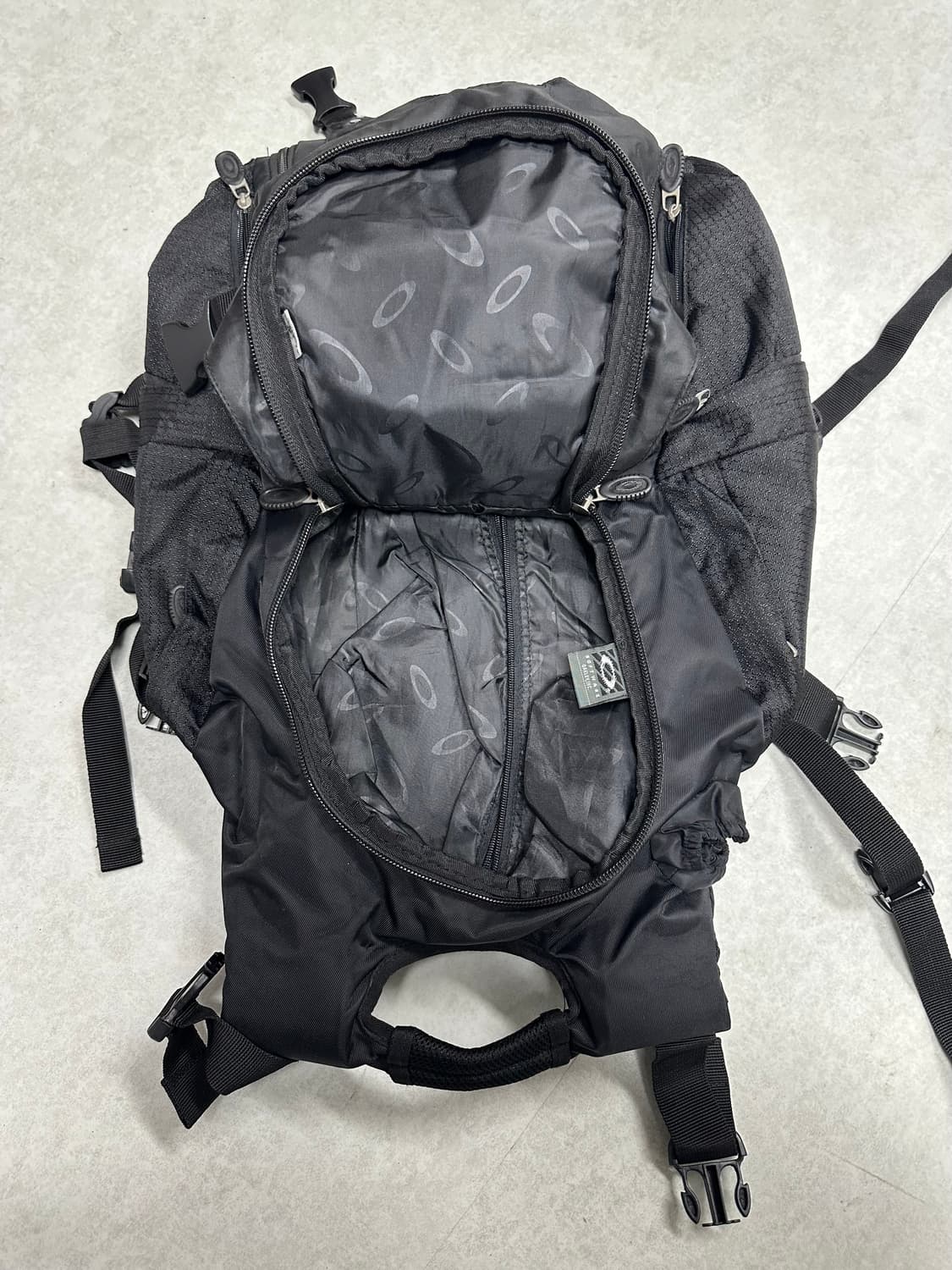 오클리 택티컬 백팩 상품이미지9