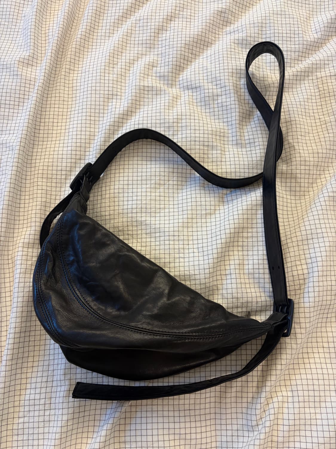 요지야마모토 슬링백 상품이미지2