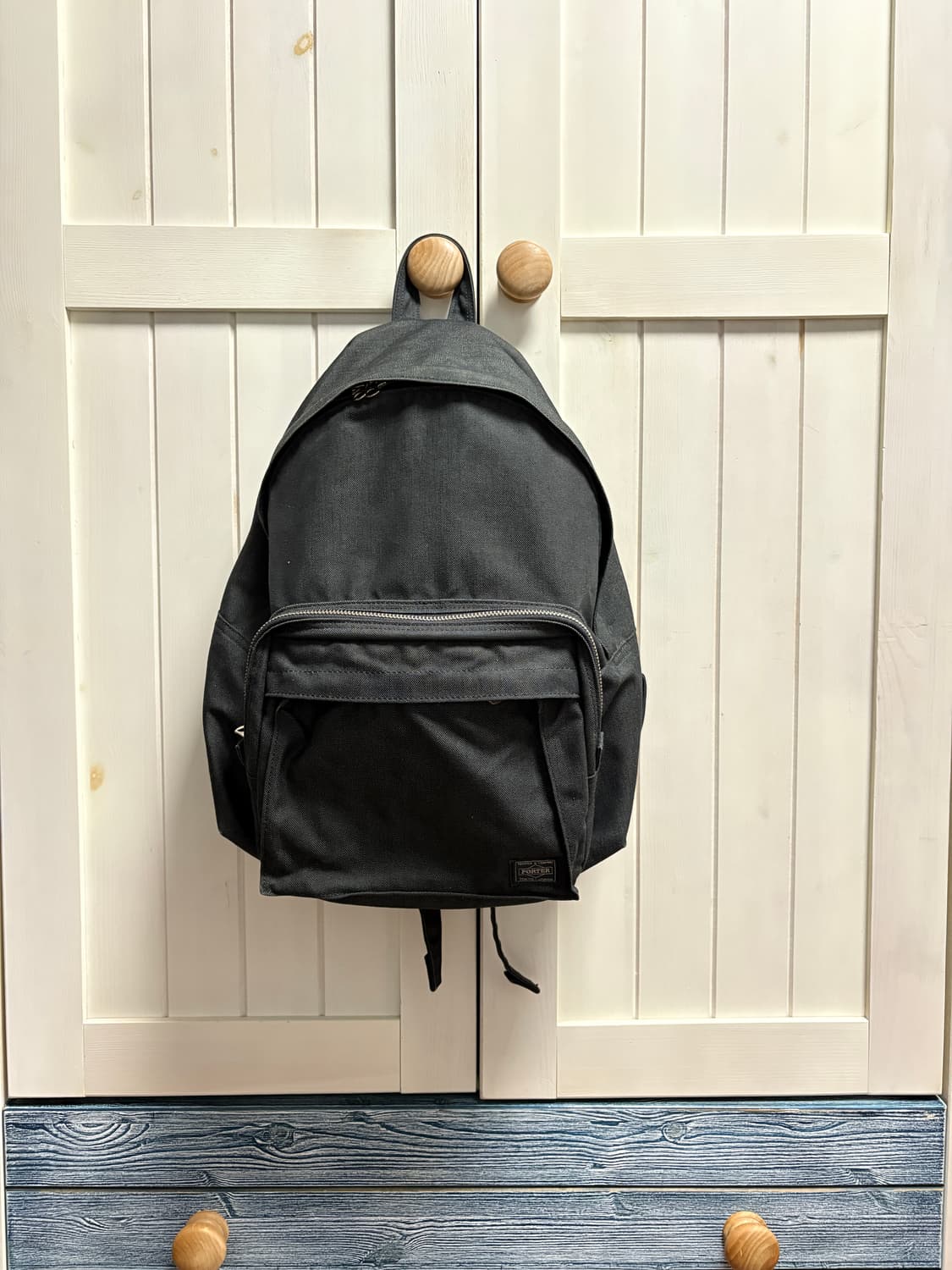 포터 스모키 차콜 그레이 백팩 가방 상품이미지1