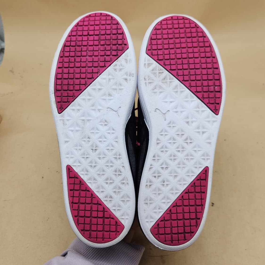 푸마 클래식 남성스니커즈 270 상품이미지3