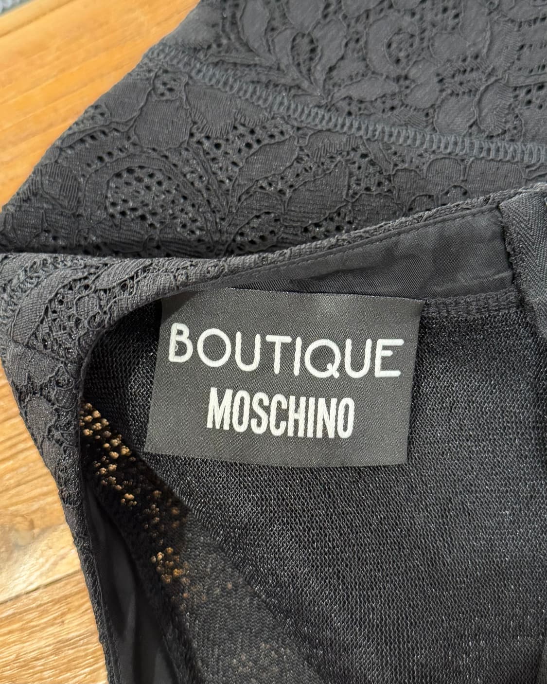 모스키노 부티크 블랙 레이스 크롭탑 상품이미지6