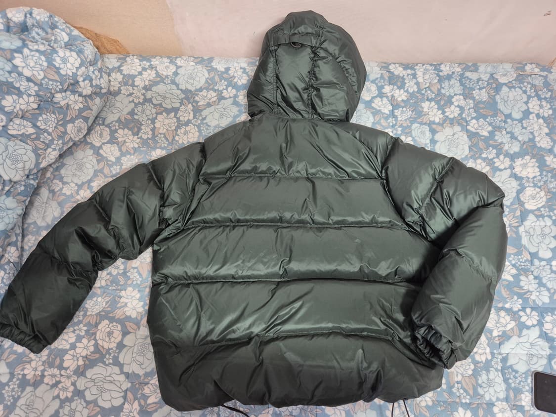 아르켓 다운 패딩 다크그린 색상 상품이미지4