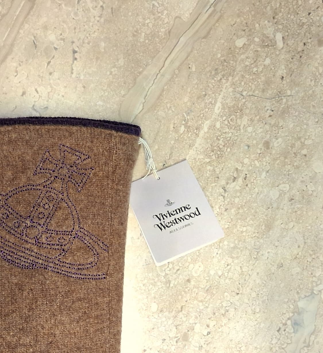 비비안 웨스트우드 빅 orb 자수 울장갑 / 머스타드 (새상품) 상품이미지5