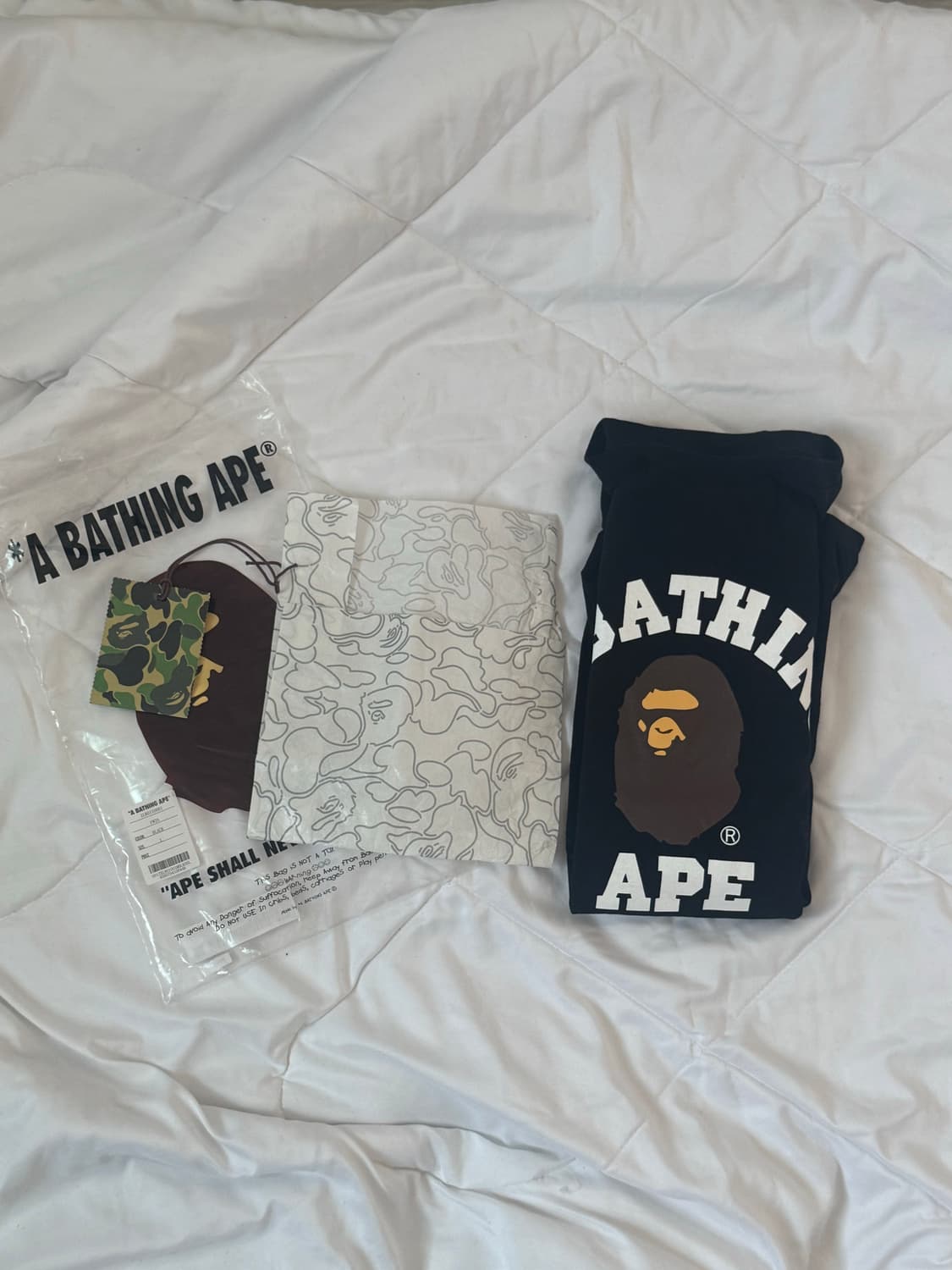 베이프 컬리지 로고 반팔 상품이미지1