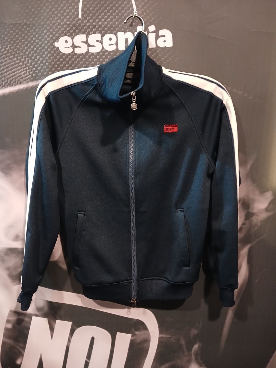 오니츠카타이거 트랙자켓 상품이미지1