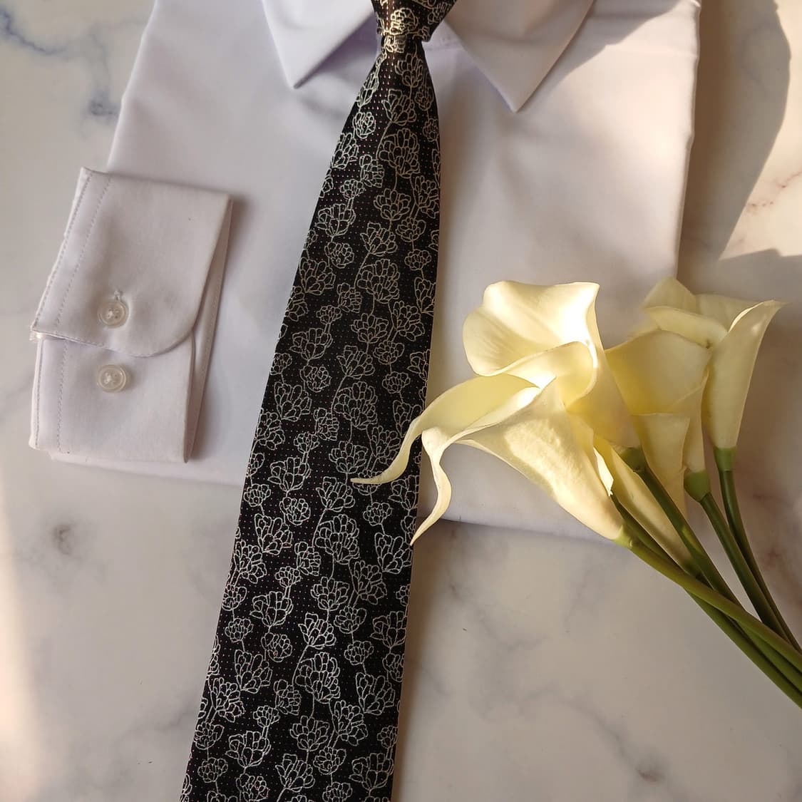 타이요골드 블랙 플로럴 패턴 넥타이 8.9cm A+등급 A19629
 상품이미지6