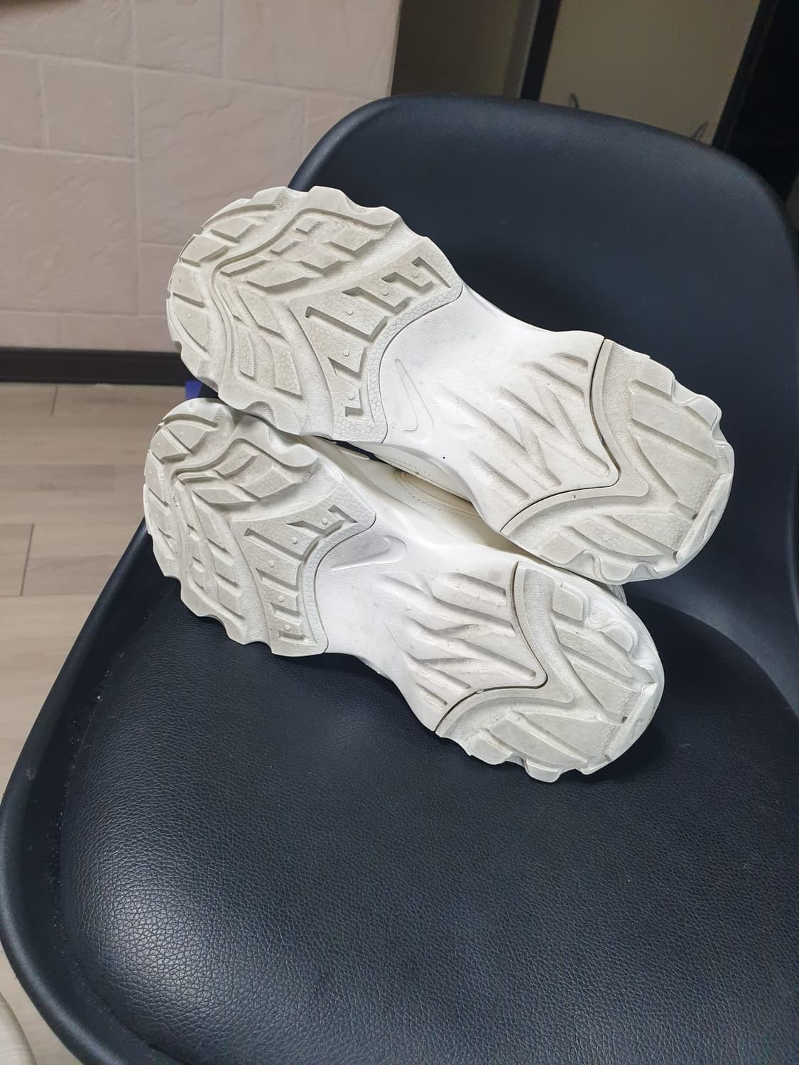 나이키 240 상품이미지5