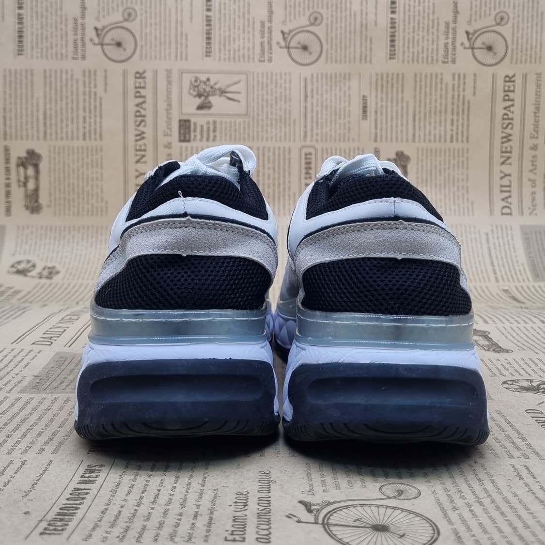 샤널 여성 운동화 실사이즈240 상품이미지4