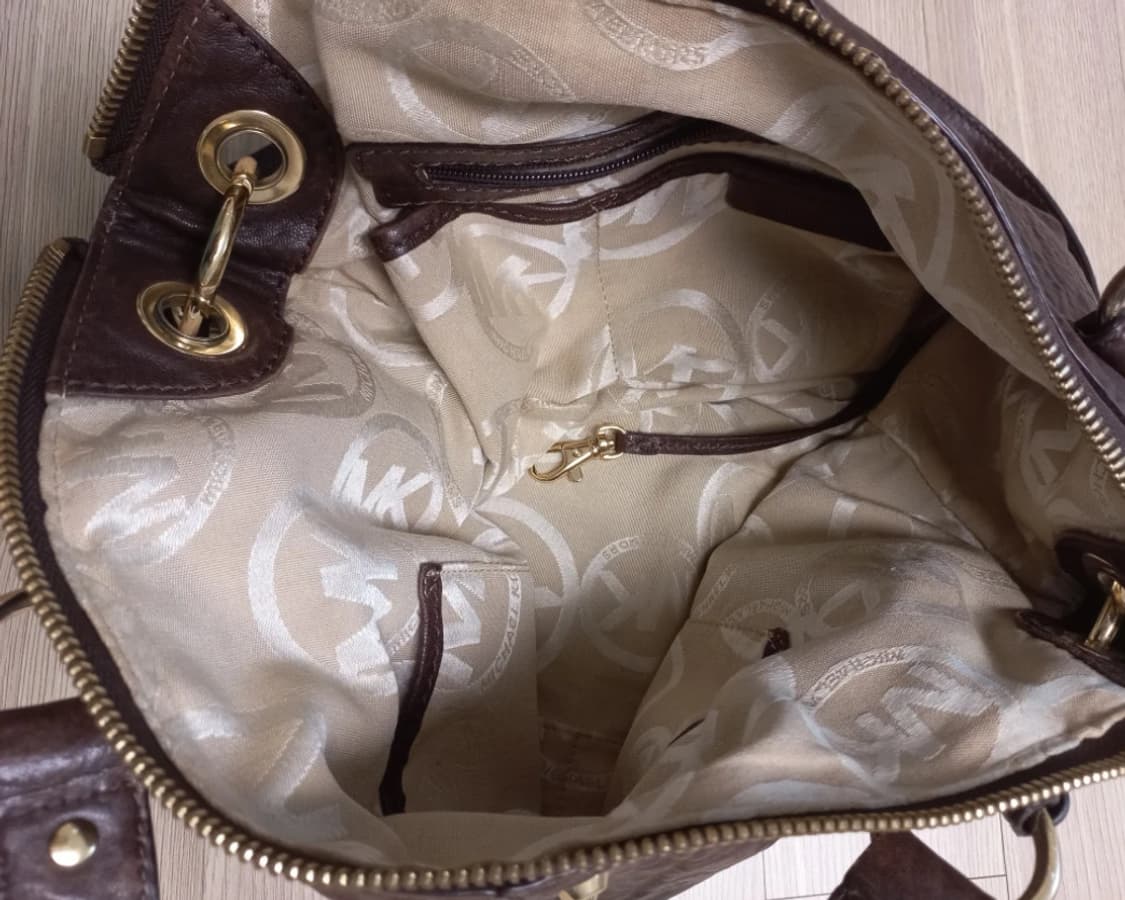 마이클 코어스(Michael Kors) 브라운 레더 스터드 토트백 상품이미지9