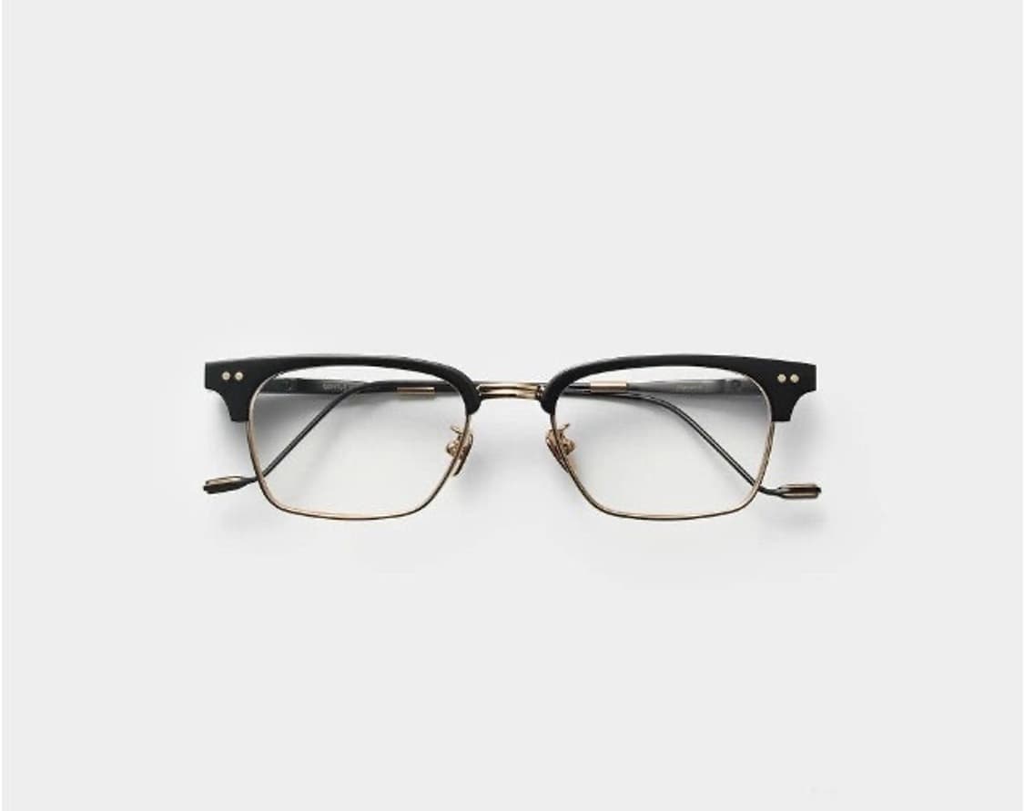 젠틀몬스터 하바나 B4 (은장) 구합니다. 상품이미지1