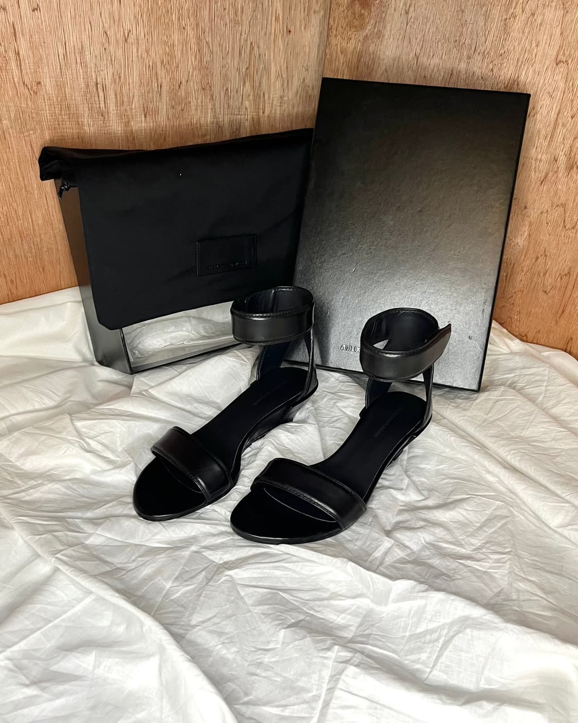 알렉산더왕 블랙 레더 앵클 커프 웨지 샌들 상품이미지2