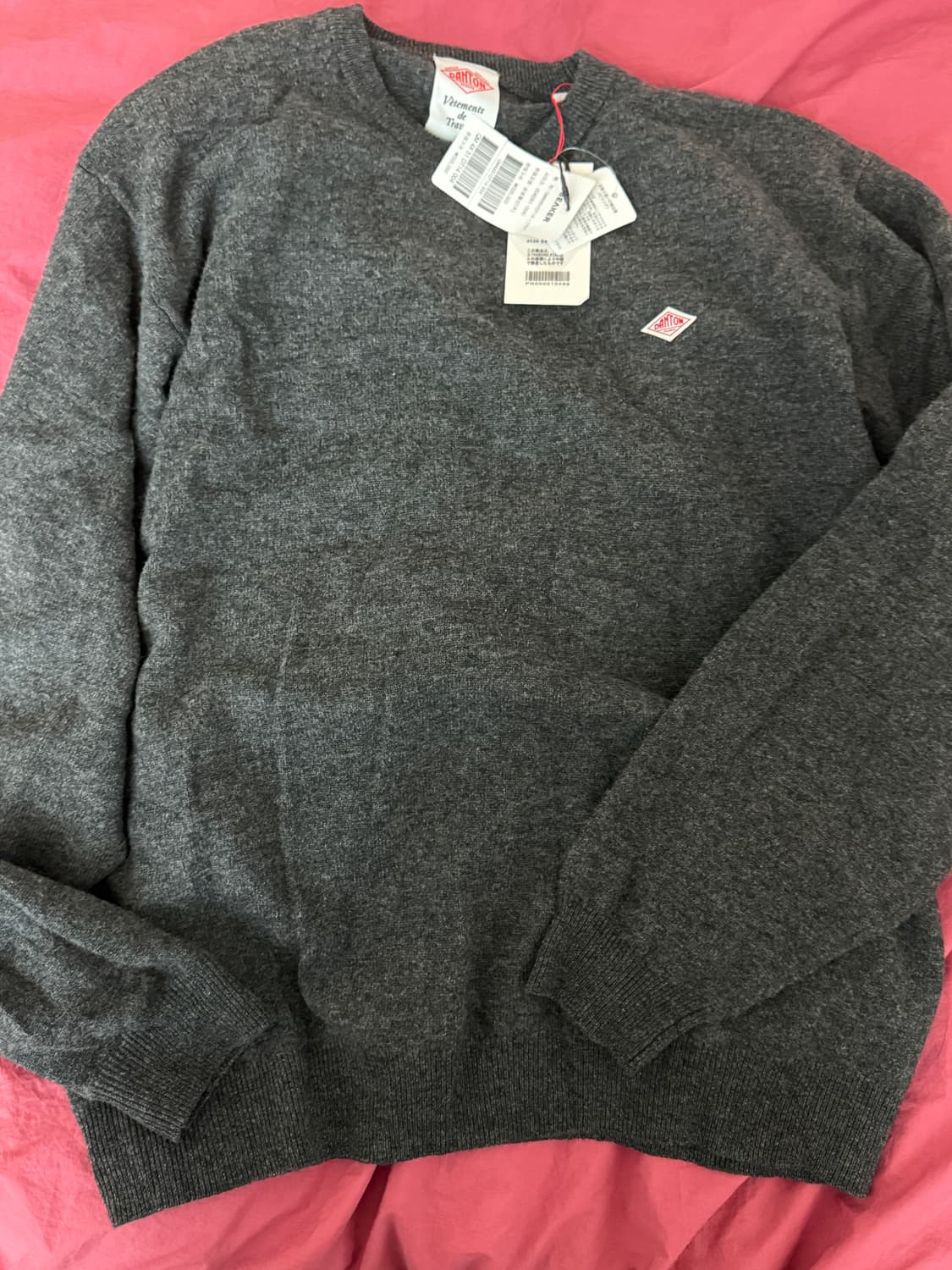 단톤 라운드넥 니트 차콜 상품이미지3