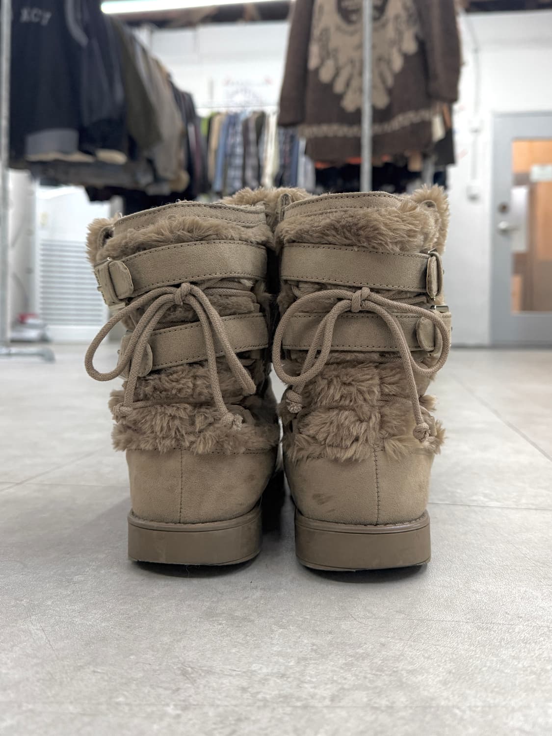 By Guess 버클 퍼 부츠 상품이미지3