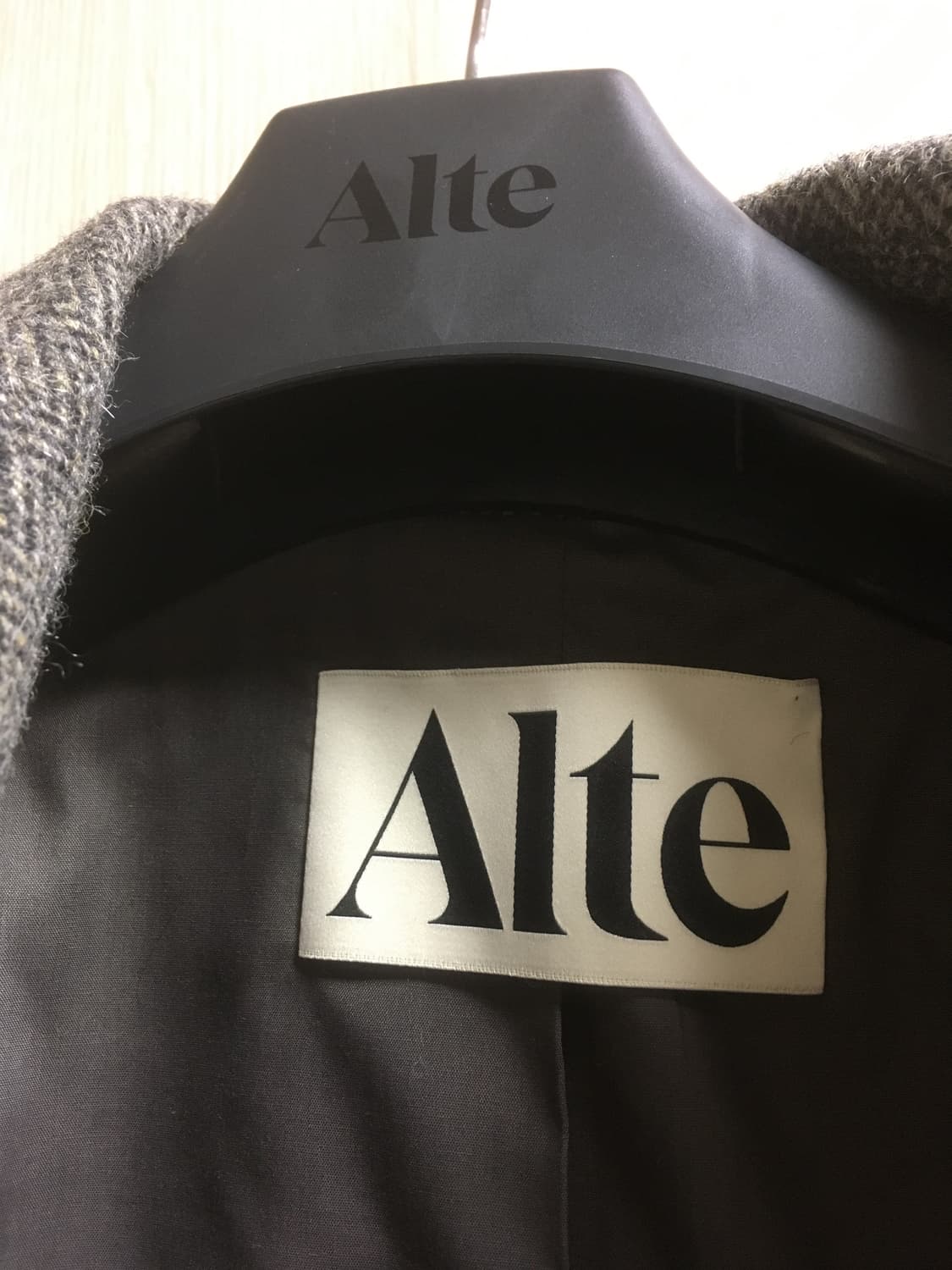 알테(Alte) 헤링본 울 롱코트 상품이미지5