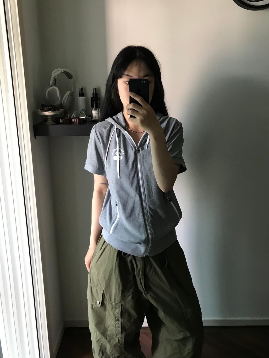 나이키 올드스쿨 그레이 반팔 집업 상품이미지3