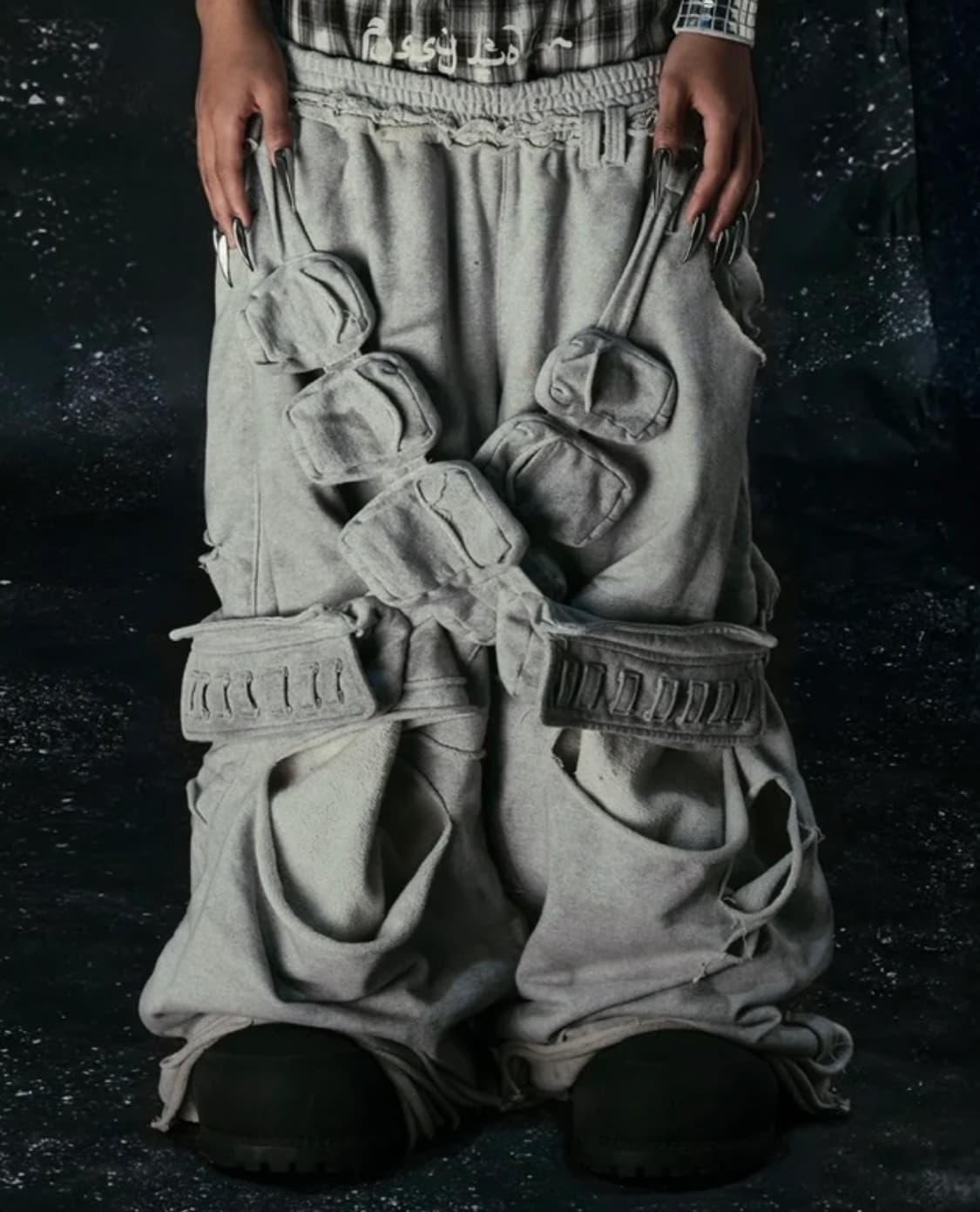 MULTI POCKET SWEATPANTS 상품이미지1