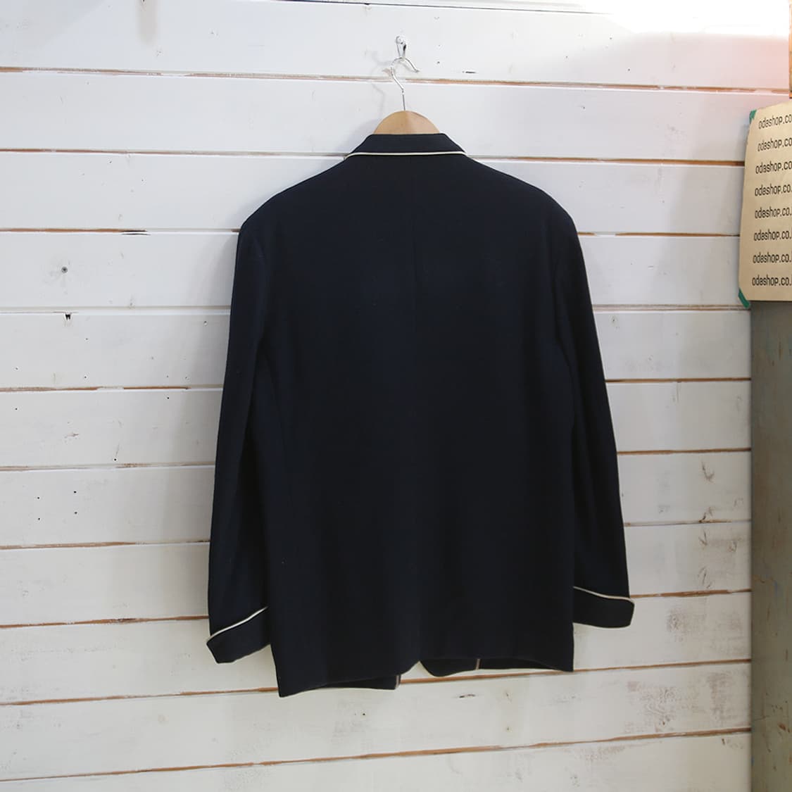 (착용컷) MEN'S FLANDRE 파이핑 블레이져 (남성용 100) 상품이미지2