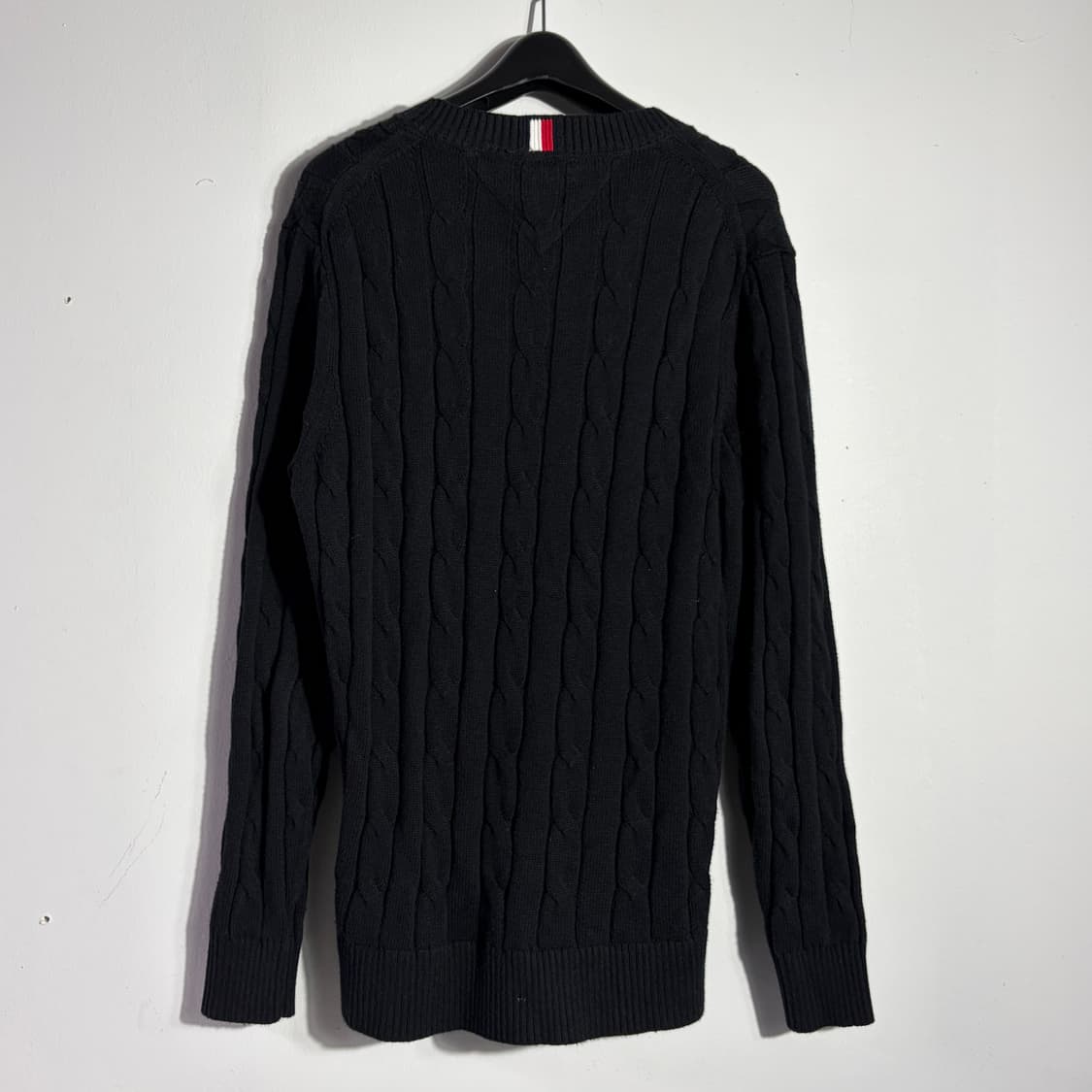 타미힐피거 블랙 니트 (무료배송) 상품이미지4