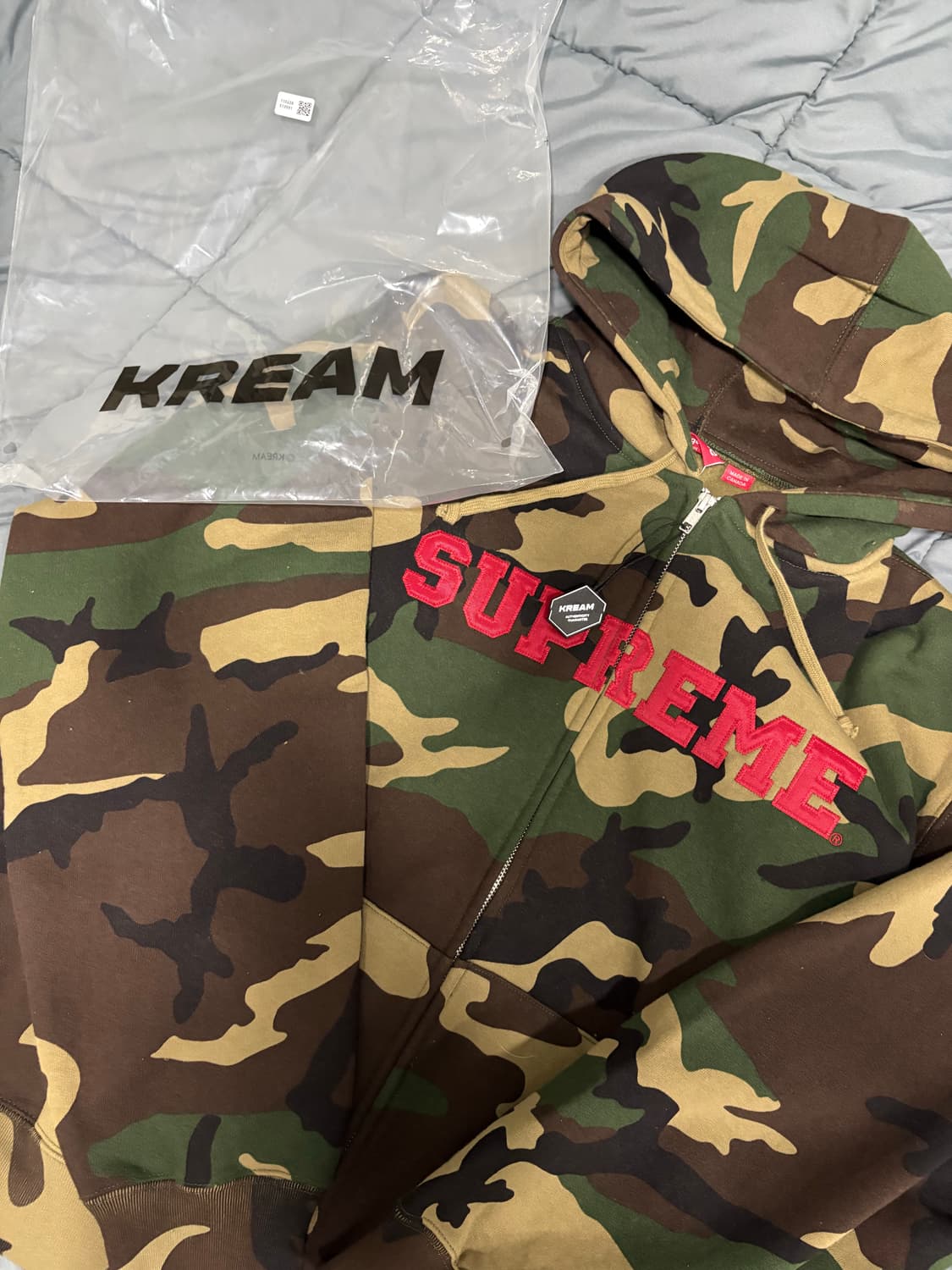 [새상품 L] 슈프림 카모 후드집업 상품이미지1