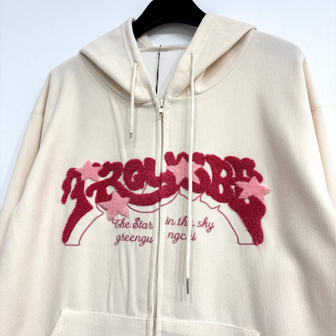 [새상품] 아이보리 뽀글이 로고 코듀로이 후드집업 상품이미지1