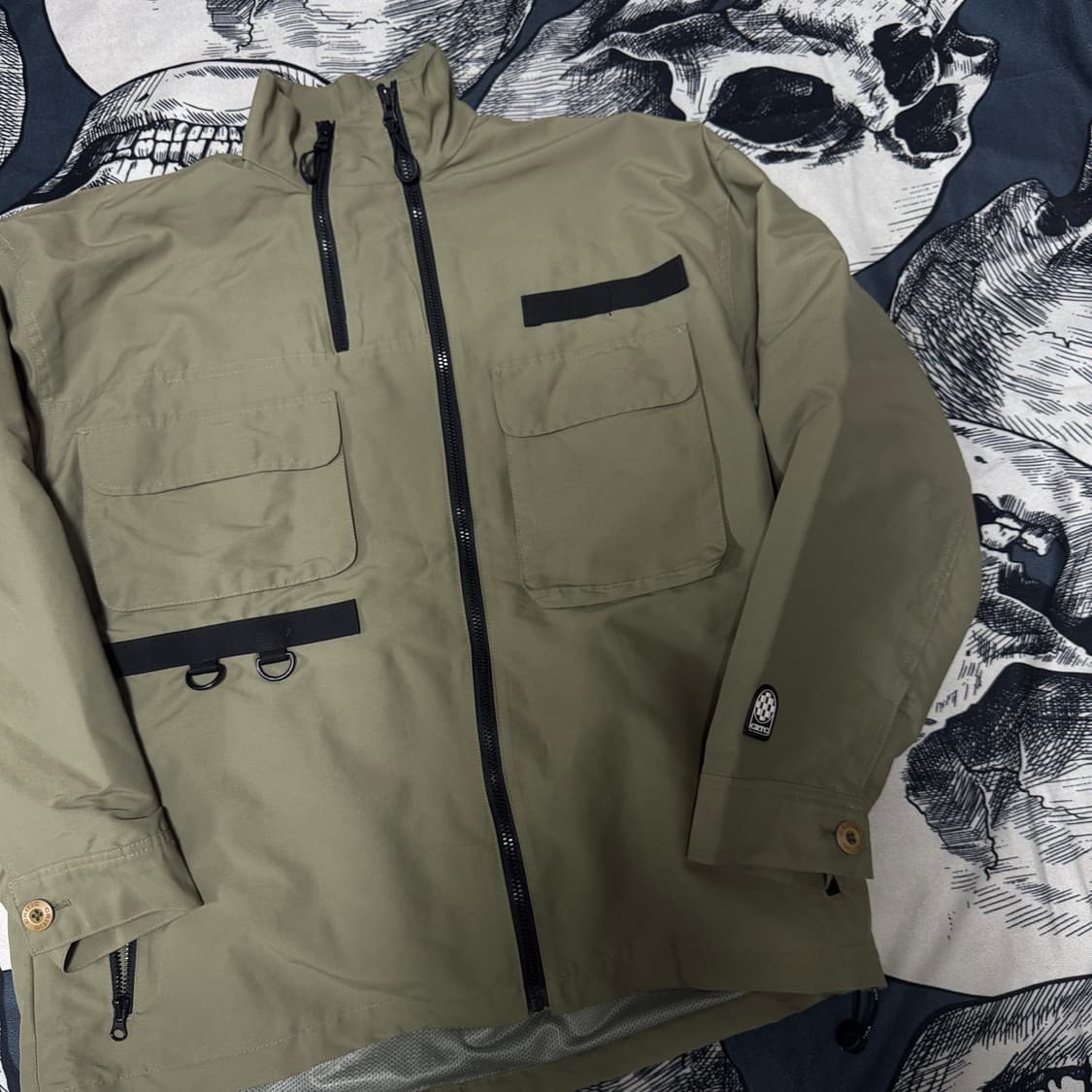 크리틱 바람막이 M사이즈 상품이미지2