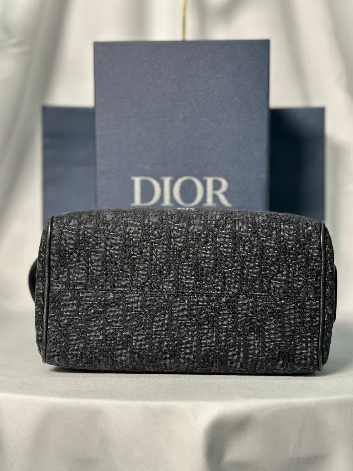 디올 오블리크 토일레트리 블랙 돕키트  상품이미지3