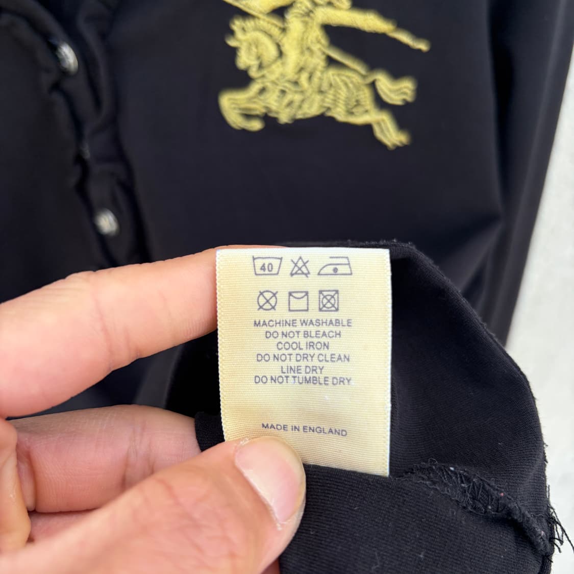 XL)버버리 00s 올드스쿨 금장빅로고 노바패턴카라 프릴 롱슬리브 상품이미지5