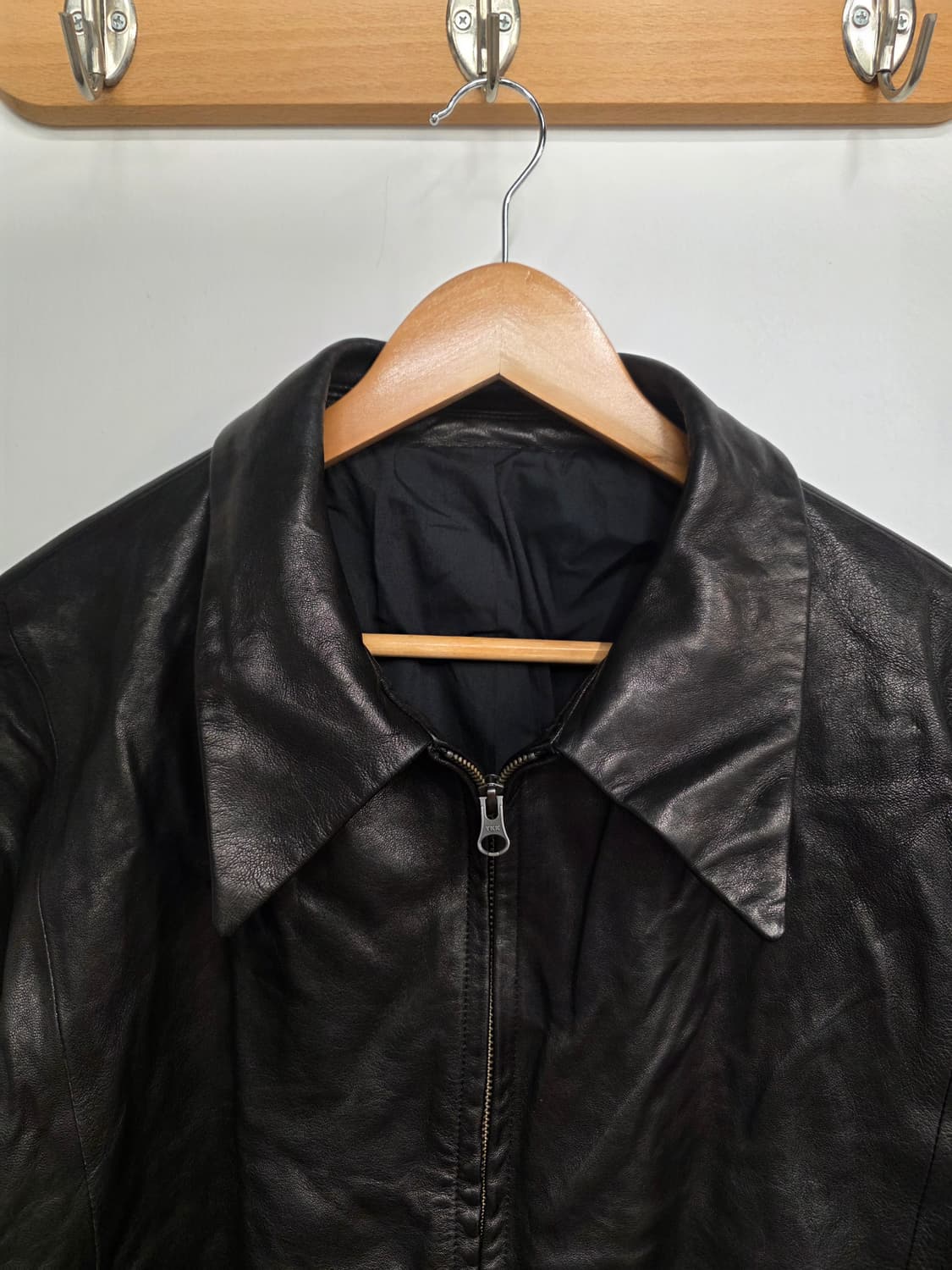 [L]쿠어 COOR 램스킨 크리즈 블루종 블랙 상품이미지2