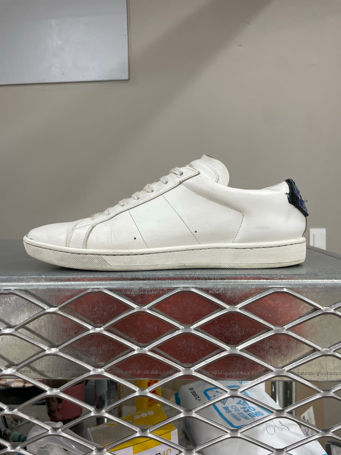 생로랑 스니커즈 화이트 43 상품이미지1