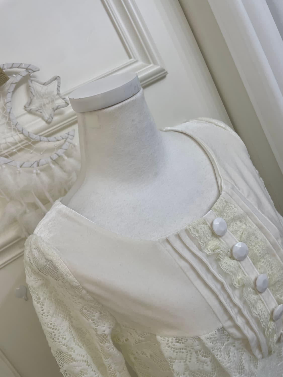 ivory lace velvet mini opc 상품이미지8