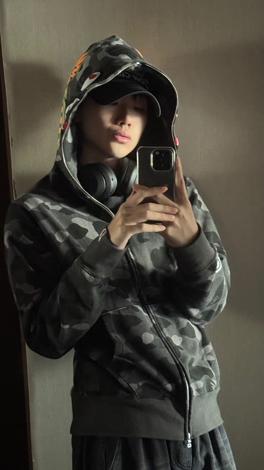 베이프 샤크 후드집업 흑계 상품이미지1