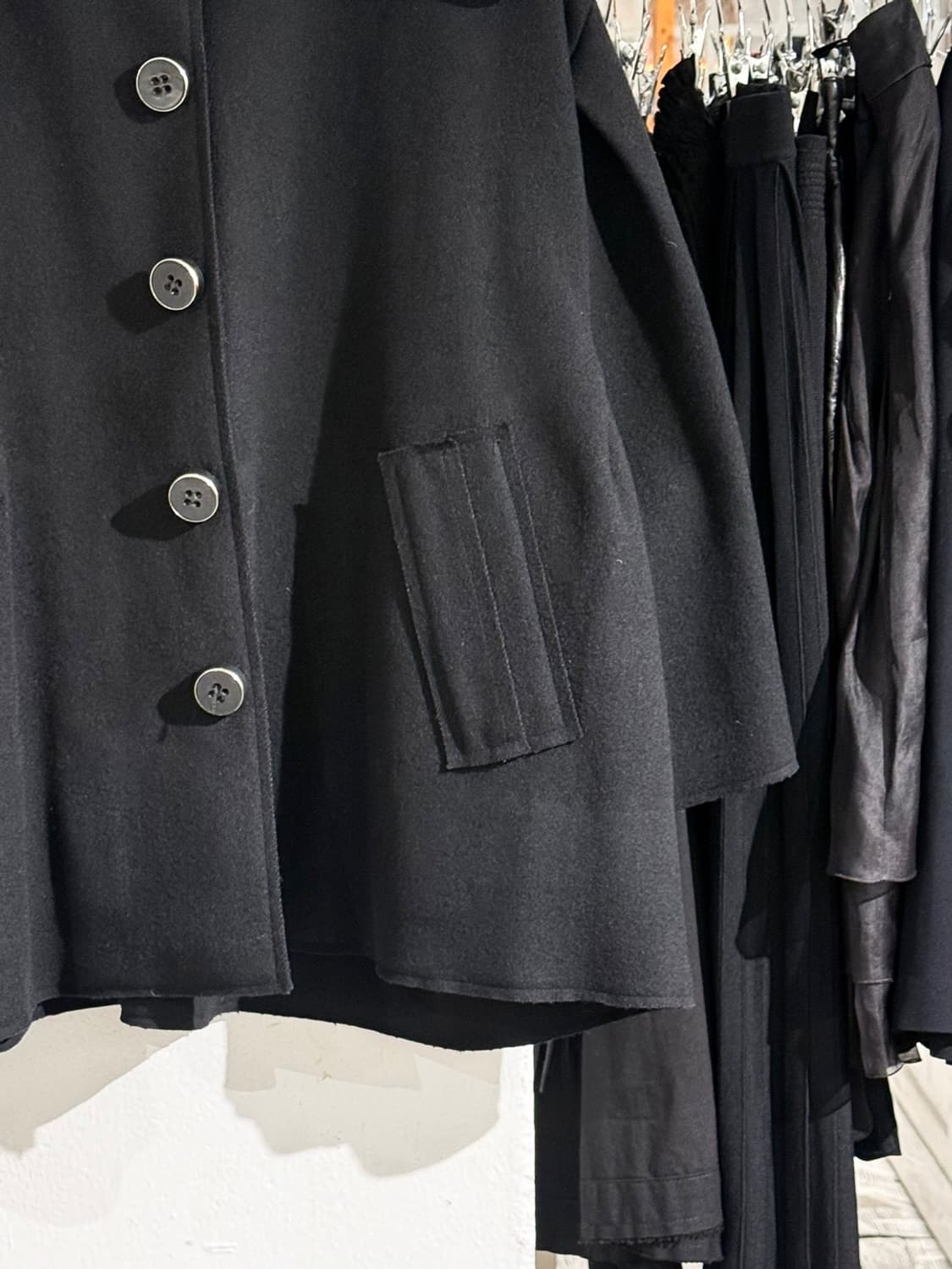 돌체앤가바나 블랙 울 에이라인 케이프 숏 코트 상품이미지6