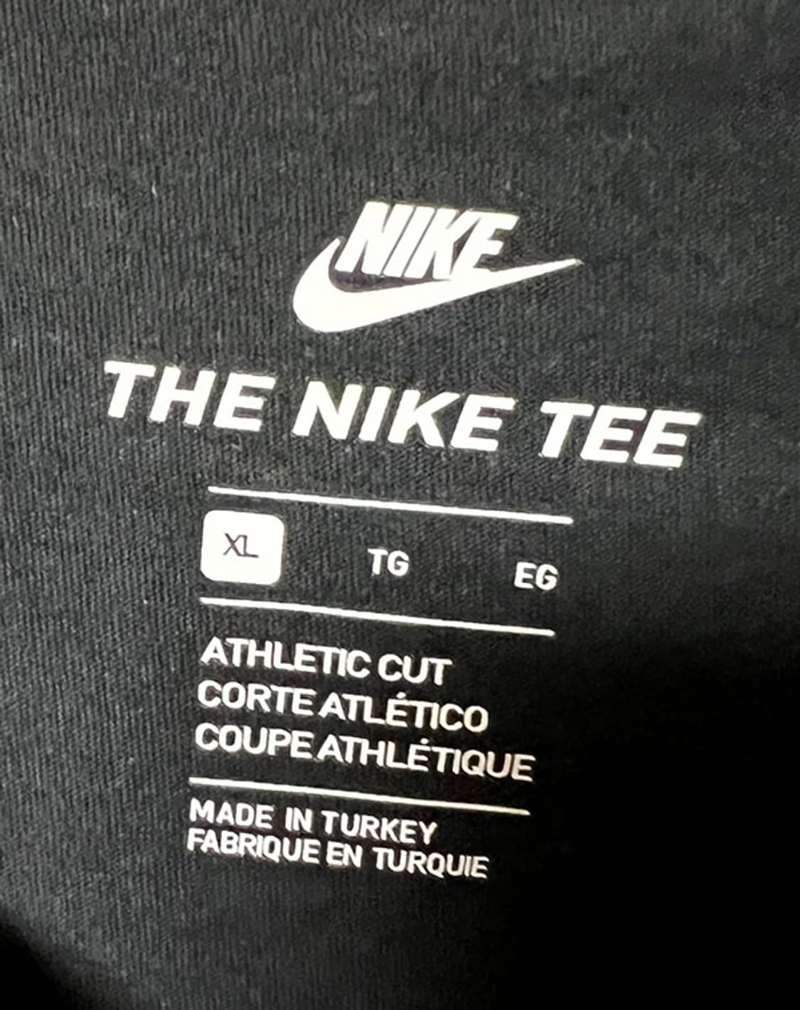 NIKE 나이키 남자 반팔티 블랙 라운드넥 캐주얼 솔리드 XL 105 상품이미지3