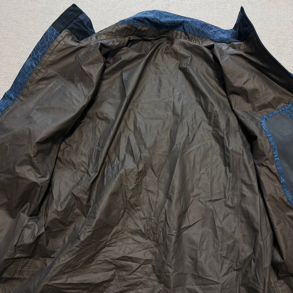 블랙야크 40주년 고어텍스 바람막이 자켓 상품이미지3