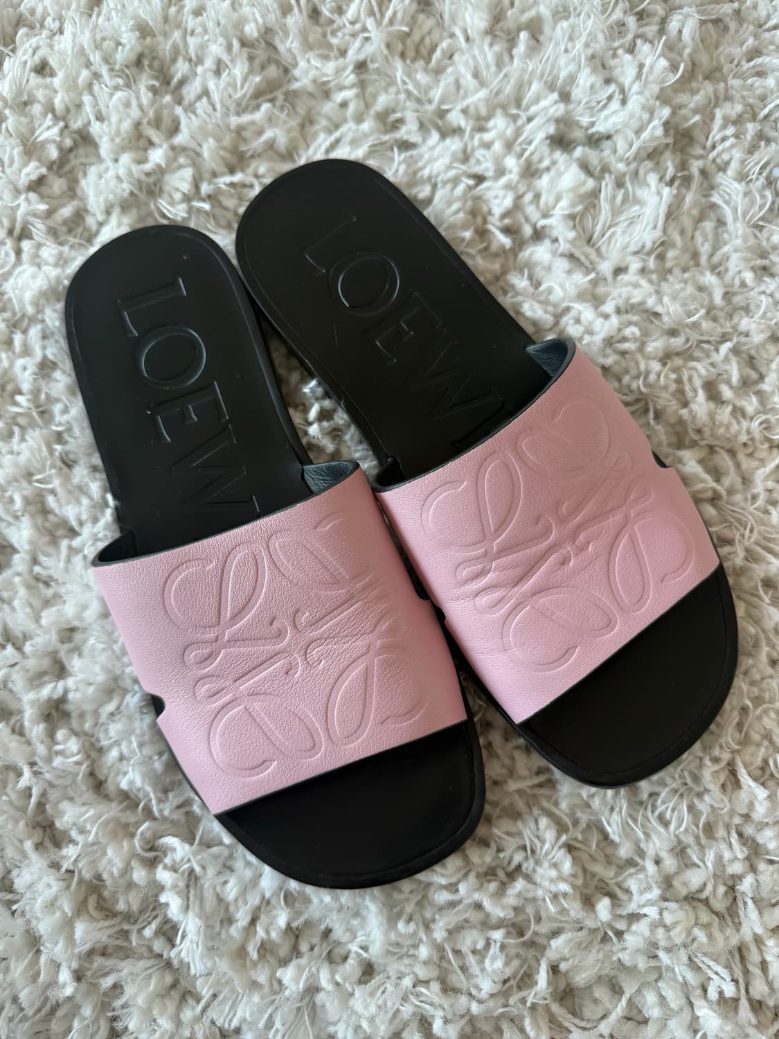 로에베 가죽 슬리퍼 상품이미지1