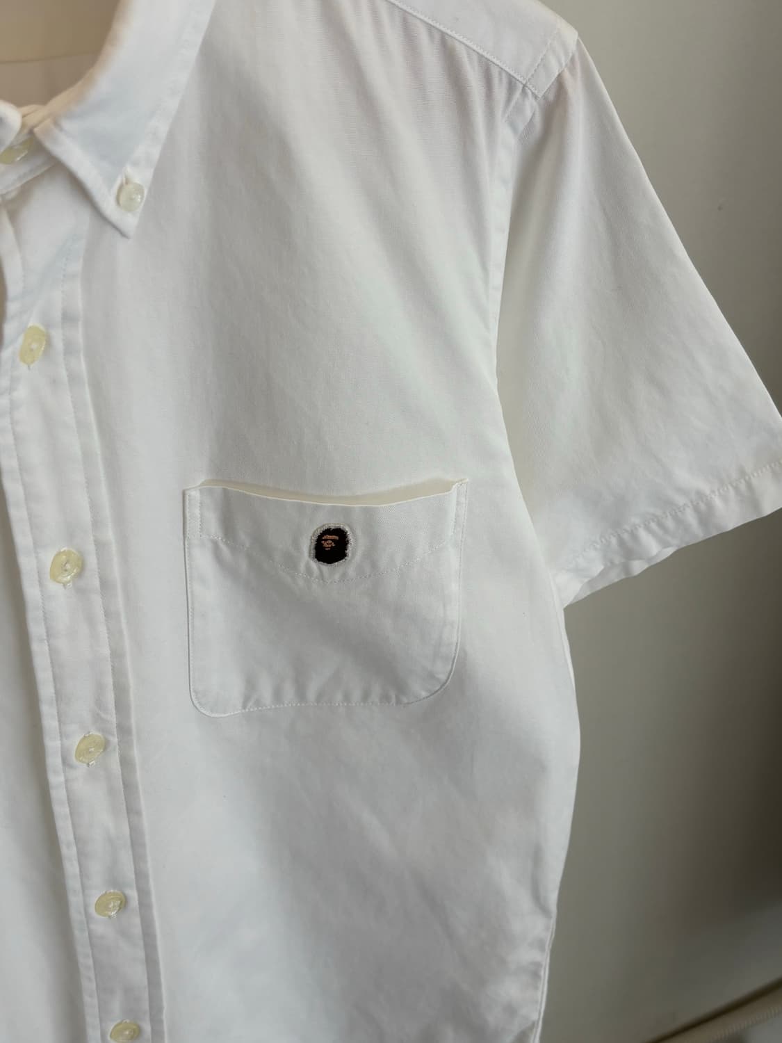 베이프 원포인트 반팔 셔츠  상품이미지2