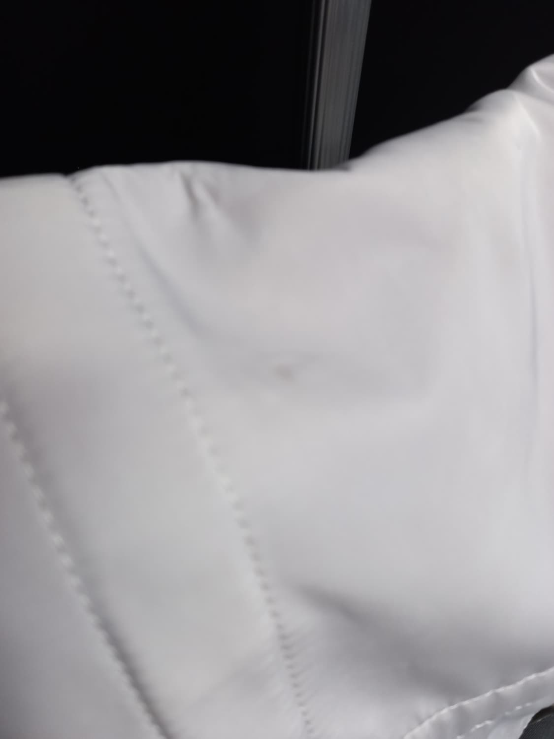 마뗑킴 그레이 숄더 앤 크로스 상품이미지4