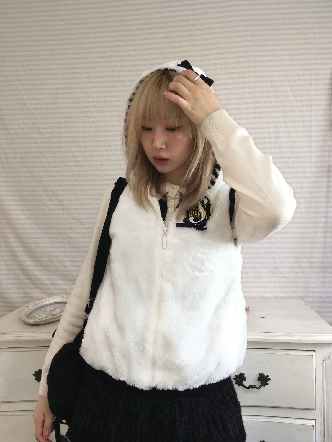 jpn vintage ivory fur stripe ribbon vest 상품이미지3
