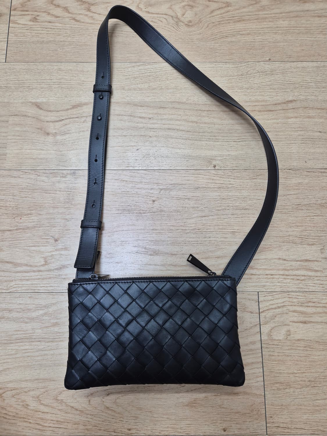 보테가베네타 인트레치아토 트리플 메신저배 상품이미지5