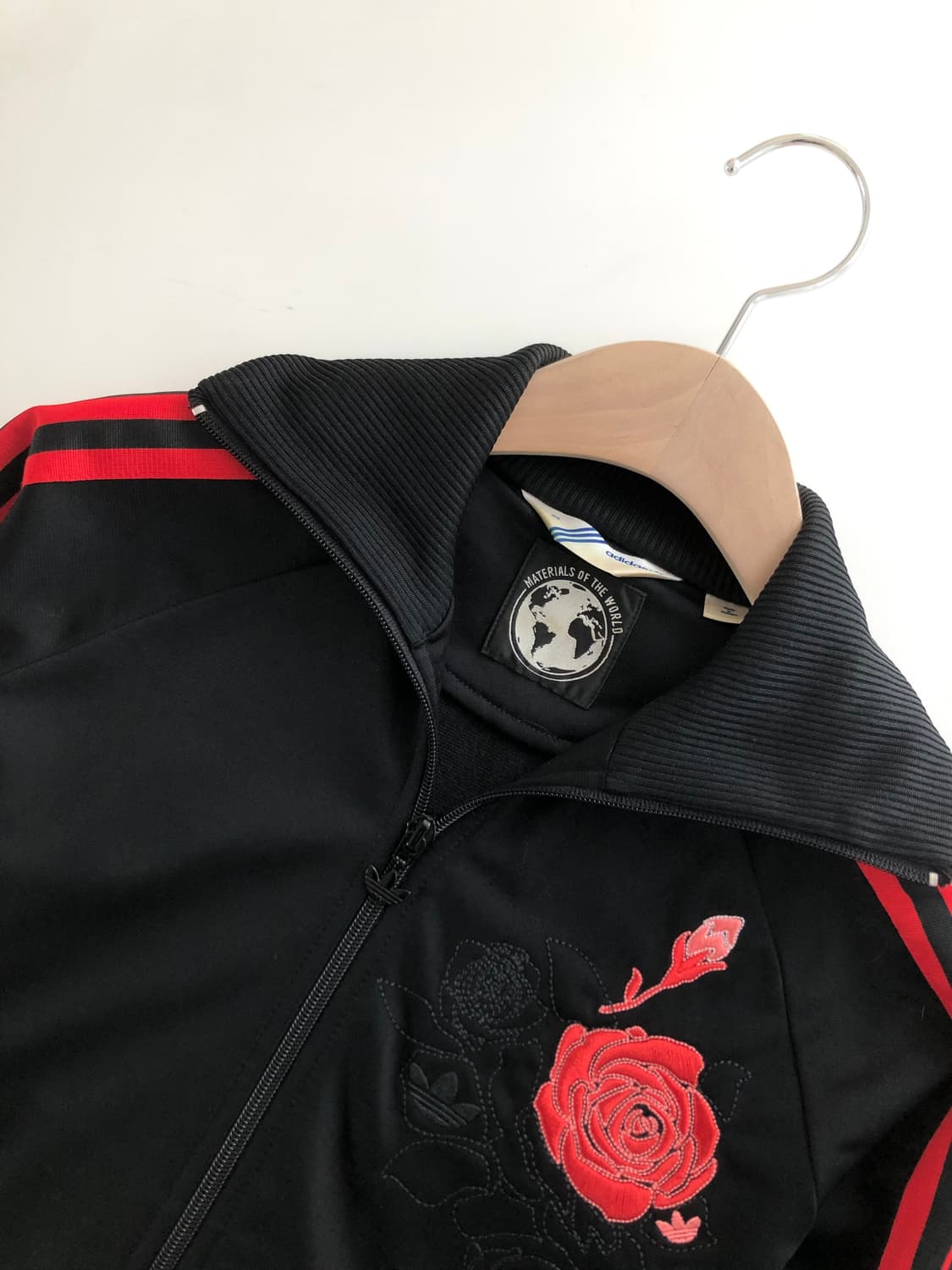 Adidas 아디다스 블랙 컬러 마틴로즈 트랙탑 상품이미지5