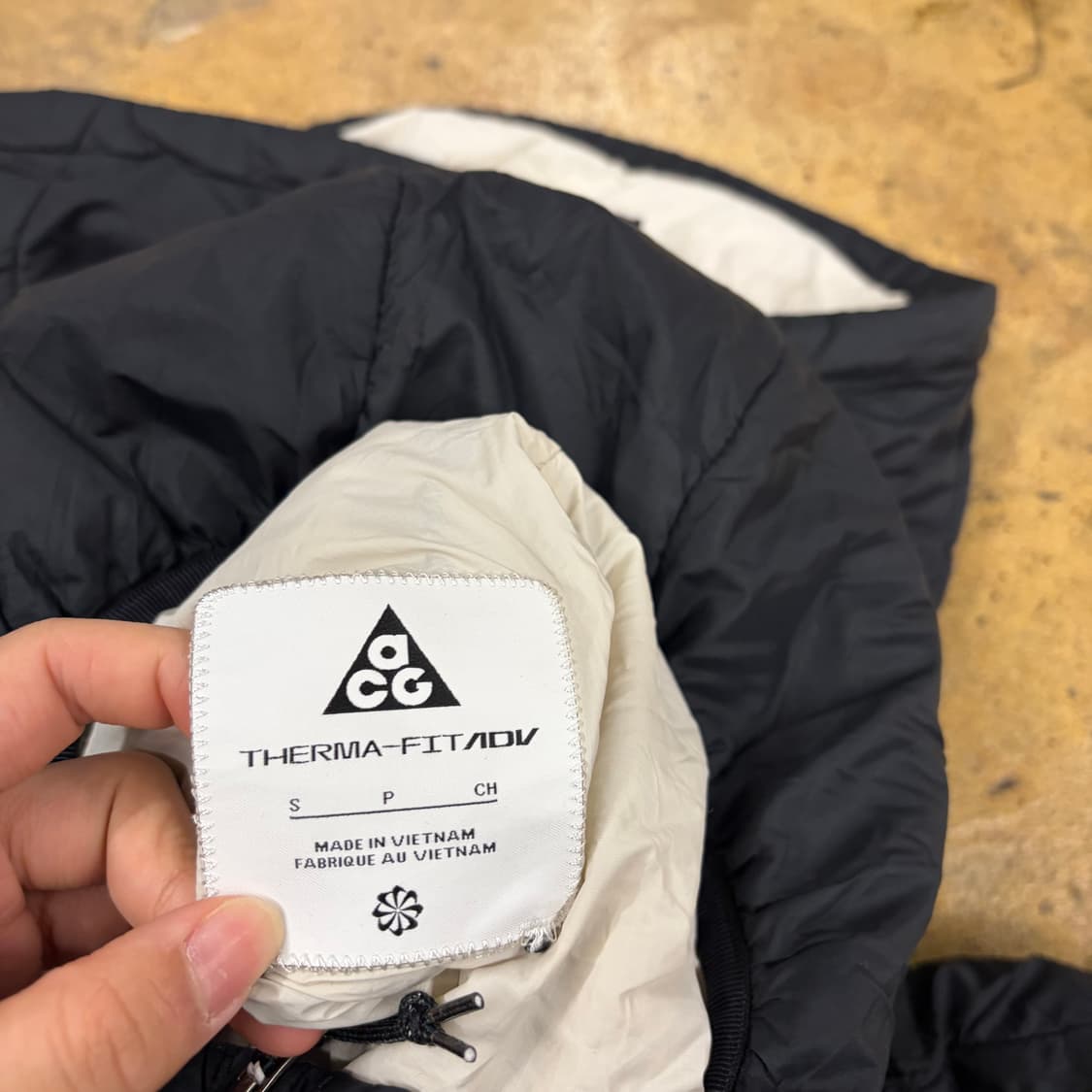 나이키 블랙 숏패딩  상품이미지5