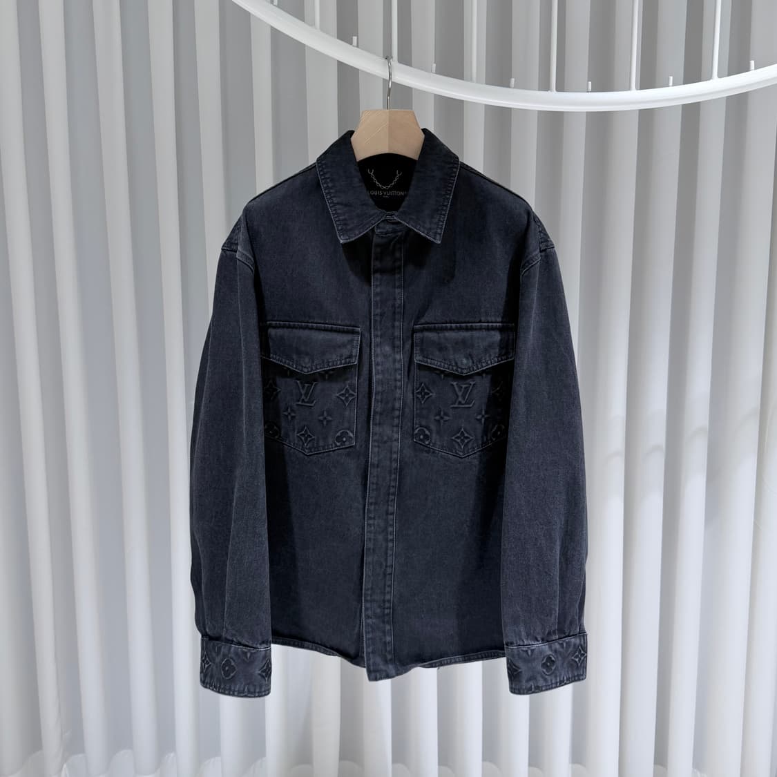 (S+급 / S) / 루이비통 모노그램 데님 워크웨어 블랙 셔츠 자켓 상품이미지1