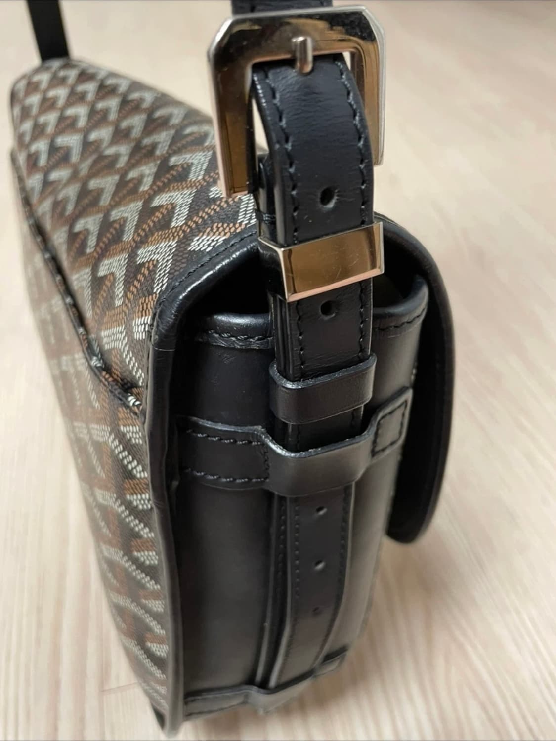 고야드 벨베데르 mm 블랙 크로스백 가방 (풀박스) 상품이미지5