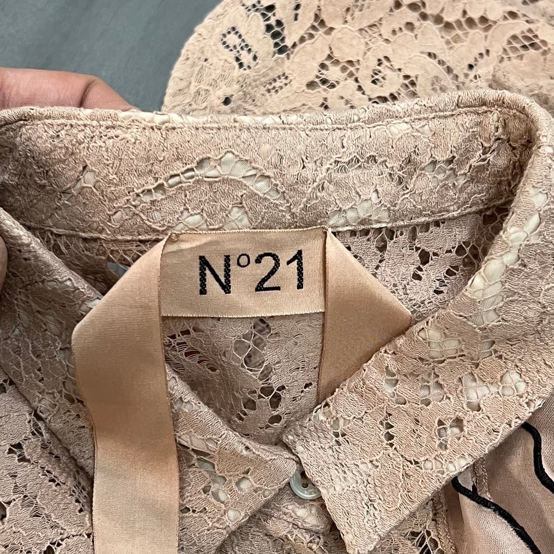  n21 레이스 프릴 셔츠 y15897 상품이미지6