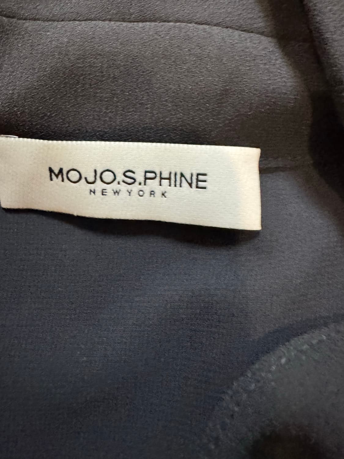Mojo s phine 모조에스핀 슬리브리스 블라우스 상품이미지2