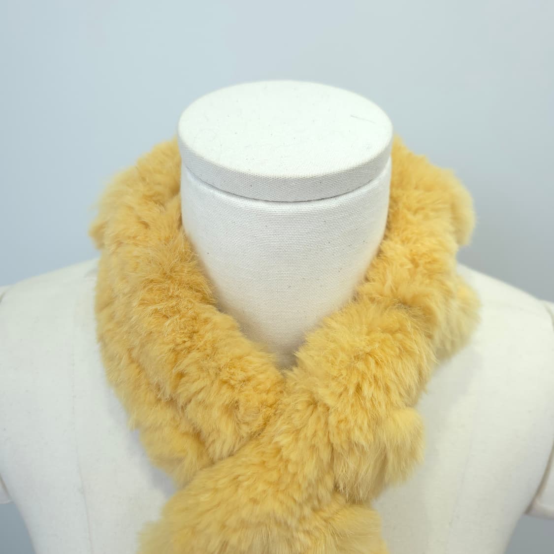 머스타드 래빗퍼 미니 머플러  상품이미지2